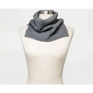 Gray Infinity Scarf Universal Thread